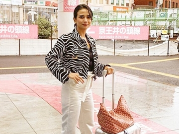 Vanessa Angel Ingatkan Soal Keamanan Berkendara, Dada Mulus Malah Bikin Gagal Fokus