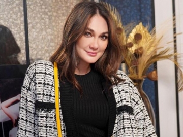 Luna Maya Kembaran Jam Bareng Ryochin, Harga Setara Mobil Mewah