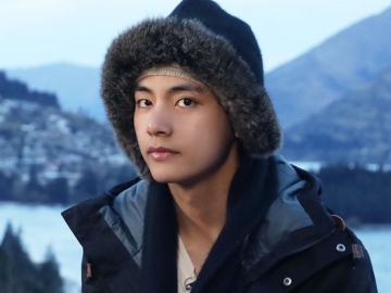 Bukunya Laris Manis Usai Dipamerkan V BTS, Seorang Penulis Lakukan Hal Ini