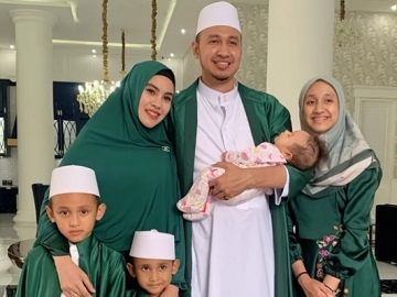 Kartika Putri Berangkat Umrah, Ajak Buah Hati Masih 3 Bulan Tanpa Bantuan Pengasuh