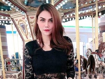 DJ Katty Butterfly Ajak Sang Adik Santap Nasi Goreng Petai, Cantiknya Disorot