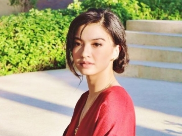 Raline Shah Bantu Murid di Pedalaman Papua Agar Tak Lagi Jalan 3 Jam Lewati Hutan ke Sekolah