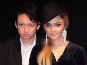 Rina Nose Dandani Suami Bak Lucinta Luna, Aksi Impersonate Josscy Aartsen Bikin Syok