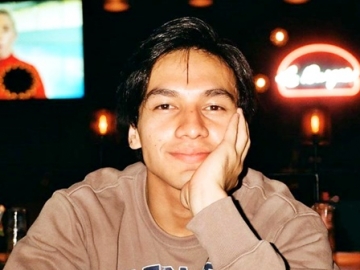 Jefri Nichol Syukuri Pertambahan Usia dengan Cara Sederhana, Fans Ikut Panjatkan Doa