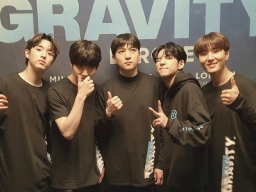 Rayakan Hari Ulang Tahun Sungjin, Member DAY6 Kompak Unggah Foto Sang Leader