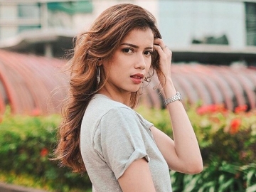 Sabrina Chairunnisa Pamer Otot Perut Seraya Ceritakan ‘Sumber’ Tubuh Selalu Ideal