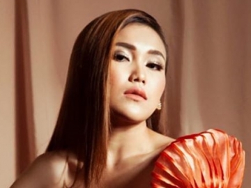 Bukti Cantik Bukan Kaleng-Kaleng, Ayu Ting Ting Bagikan Potret Masa Kecil Langsung Bikin Geger