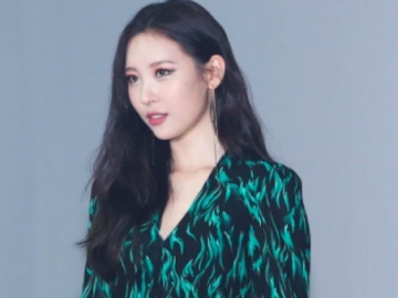 Sunmi Beri Kejutan Nyanyi di Pernikahan Fans, Netter Auto Ingat Maroon 5