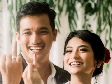 Tak Gubris Hubungan 'Panas' Dengan Lucinta Luna, Vanessa Angel Sebar Undangan Resepsi Pernikahan
