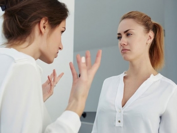 Harus Ubah! 7 Tanda Ini Buktikan Kamu ‘Menyebalkan’ di Mata Orang Lain