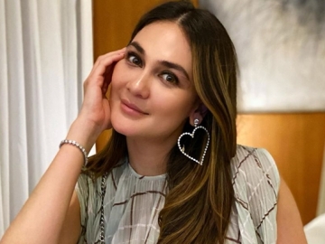 Foto Bareng Adik Sang 'Kekasih', Luna Maya Didukung Segera Menikah?