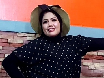 Pakai Selempang Bak Ikut Ajang Kecantikan, Aura Ely Sugigi Disebut Semakin Terpancar