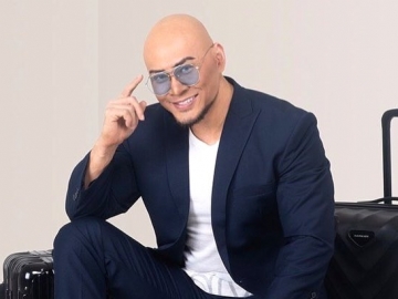 Tak Mau Ketinggalan Tren, Inilah 'Dolly Parton Challenge' Versi Deddy Corbuzier