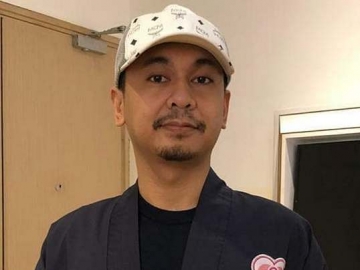 Raditya Dika Pamer OOTD Super Simpel, Alea Sang Buah Hati Justru Jadi Sorotan
