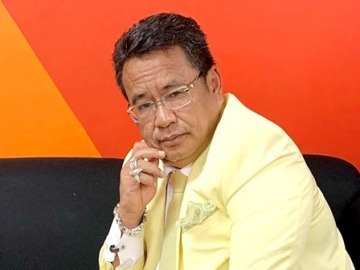 Tak Cuma Bikin Kagum, Perlakuan Hotman Paris ke Anak Bungsu di Ruang Sidang Pancing Gelak Tawa