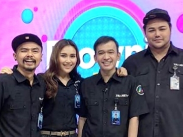 Ruben Onsu Foto Bareng Member ‘Brownis’, Ada Potret Salah Satu Member EXO Bikin Salfok