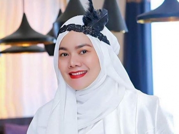 Sarita Abdul Mukti 'Tampar' Kuasa Hukum Faisal Harris dengan Bukti Ini, Tuai Respons Tak Terduga