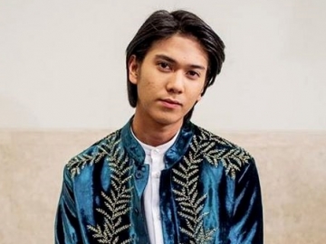 Biasa Bikin Baper, Iqbaal Ramadhan Mendadak Usil Buat Fans Kaget Bukan Main