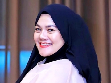 Ogah Berbalas ‘Pantun’, Sarita Abdul Mukti Tegaskan Tak Mau Bicara Soal Harta Gono Gini Lagi