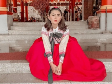 Gaya Aduhai Angela Lee Saat Ngulek Curi Perhatian, Seperti Apa?