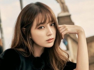 Lee Min Jung Pamer Gelar Dinner Mewah, Netter Malah Ngakak Baca Komentar Jahat Haters