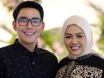 Ulfi Damayanti ‘Nimbrung’ di Tengah Ely Sugigi dan Aditya Gumelar, Picu Komentar Begini