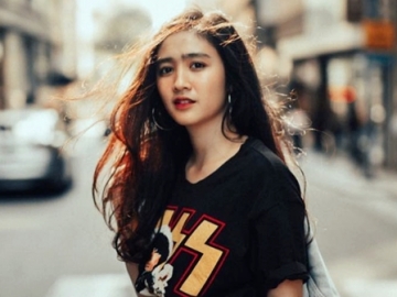 Febby Rastanty Nekat Uji Nyali di 'Kota Hantu', Penampakan Gubuk Horor Disebut Punya Aura Mistis