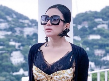 Syahrini Jadi 'Beauty in Frame' Terakhir, Komentar Istri Reino Ini Malah Disebut Sindir Luna Maya