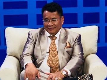 Acara Hotman Paris Kena Sanksi Karena Tampilkan Ini, KPI Malah Ramai 'Diserang'