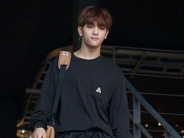 Bikin Adem, Woojin Mantan Member Stray Kids Cover Lagu Shawn Mendes 'Mercy'