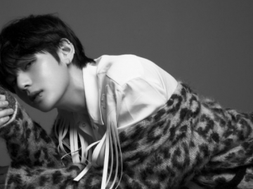 Foto Bareng Anjingnya, Netter Sebut V BTS Lebih Super Gemash   