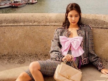 Jennie Kembali Tampil Jadi 'Manusia Chanel', Netter: Seperti Pakai Pakaian Ibunya