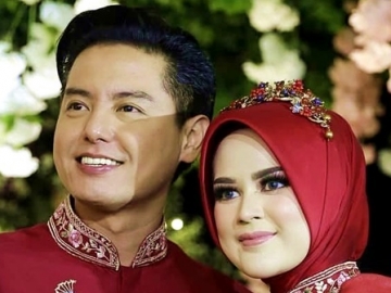 Perut ‘Buncit’ Cut Meyriska Terpampang Nyata, Perlakuan Romantis Roger Danuarta Bikin Gemas