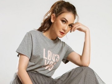 Bukti Jadi Fans Berat, Luna Maya Dan RM BTS Ternyata Punya Warna Favorit Yang Sama