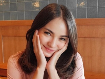 Enzy Storia Pamer Foto Saat Yoga, Komentar Halu Hingga Nakal Malah Berdatangan