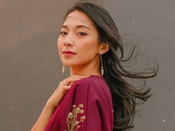 Gara-Gara Ini, Dinda Kirana Disebut Absen Kenakan Bra Saat Yoga Bikin Kaum Adam Gagal Fokus