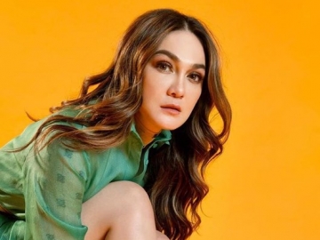 Rajin Travelling, Alasan Luna Maya Sisihkan Uang Demi Liburan Patut Ditiru