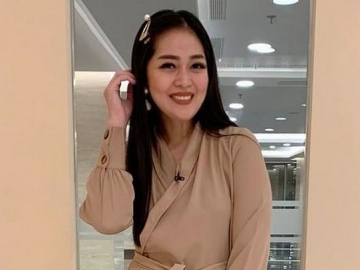 2 Tahun Tak Pernah Umbar Pasangan, Gracia Indri Kini Malah Kepergok Liburan Bareng Pria Misterius