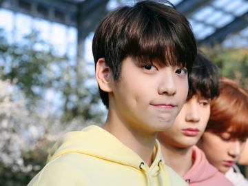 Sedikit Ketakutan, Soobin TXT Tunjukkan Aksi Beri Makan Burung Camar 