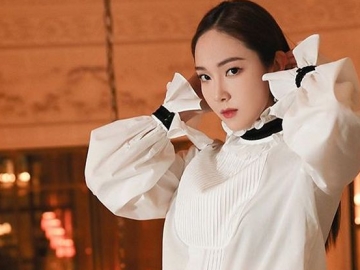 Liburan ‘Sultan’ Ala Jessica di Perancis, Berendam di Kolam Air Hangat Ditemani Champagne 