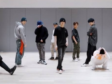 NCT 127 Sukses Debut di Top 5 Billboard 200 dengan Album 'Neo Zone'