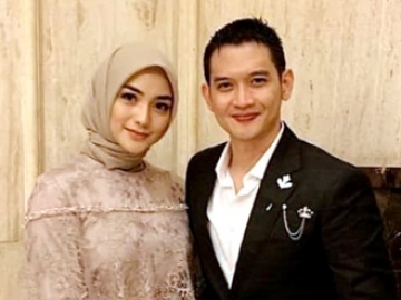 Kenang Foto Lawas, Citra Kirana Bagikan Momen Saat Rezky Aditya Perdana Kasih Cincin