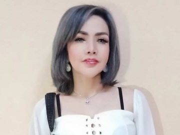 Barbie Kumalasari Gandeng Pria Tampan ke IFA 2020, Calon Pengganti Galih Ginanjar?