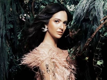 Tak Bisa Keluar Rumah, Nia Ramadhani Ngamuk Pandemi Corona Serang Indonesia