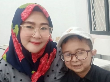 Ayah Daus Mini Tutup Usia, Sang Menantu Sedih Belum Sempat Penuhi Impian Ini