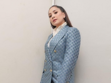 Cibiran Tak Bertahan Lama, Nagita Slavina Dianggap Kalahkan Model Pro Meski Baju Sama Persis