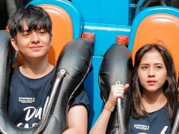 Adhisty Zara ‘Keciduk’ Cium Tangan Angga Yunanda, Ditanggapi ‘Miring’ Bak Atta-Aurel?