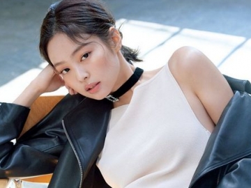 Kembali Jadi 'Manusia Chanel' di Pemotretan Terbaru, Aura Memikat Jennie Bikin Netizen Auto Lemah