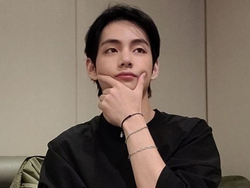 V Ikutan Foto Bareng Kru 'Itaewon Class' di Syuting Hari Terakhir, Fakta Ini Juga Ikut Terkuak