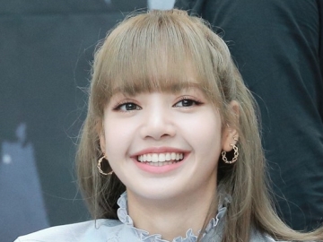 Lisa Ajak Kucingnya Menari Lagu BLACKPINK, Fans Auto Gemas